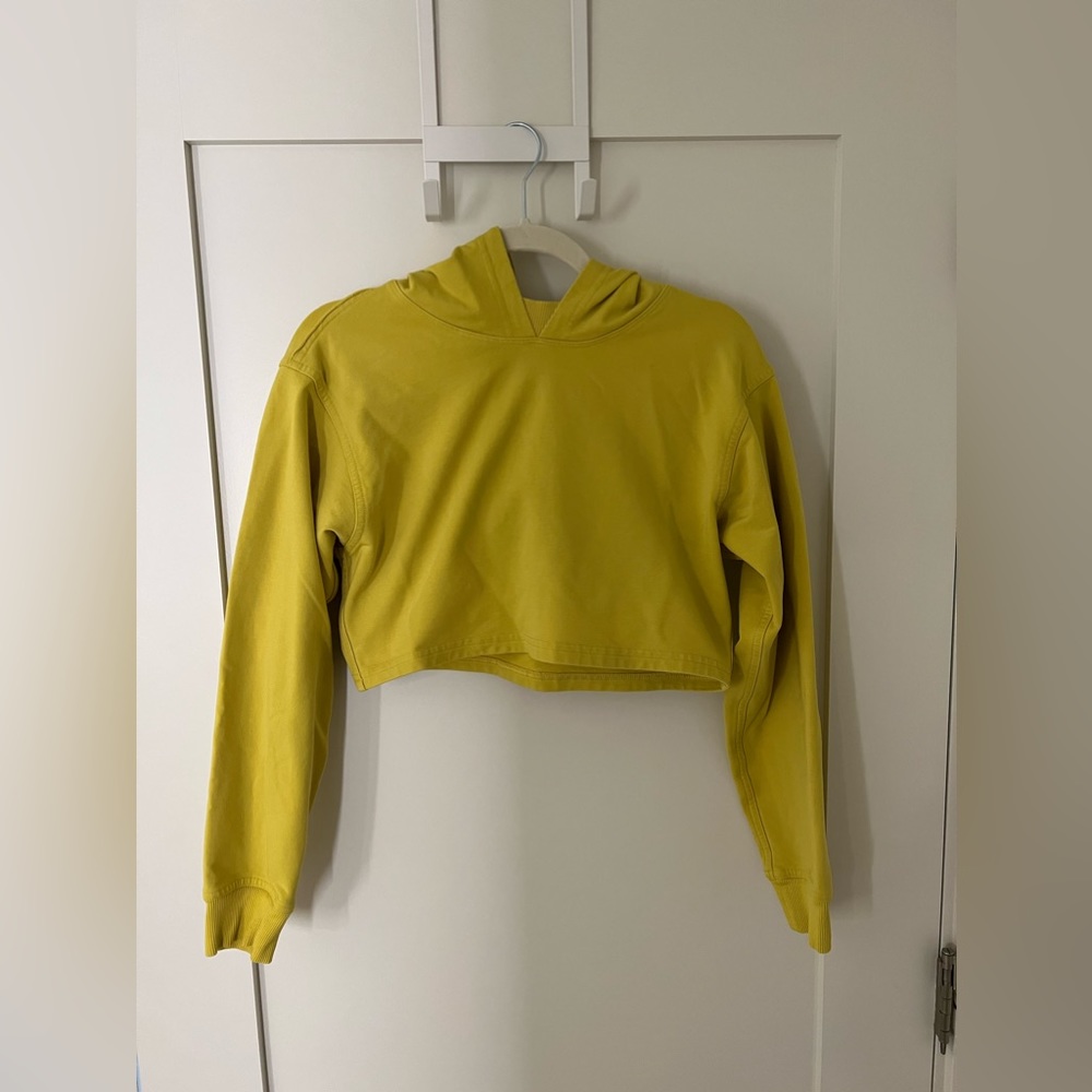 Lululemon - All Yours cropped hoodie
